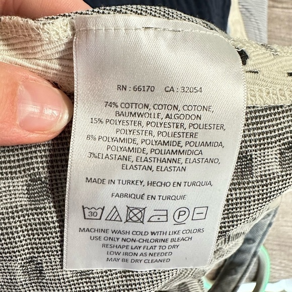 ANTHROPOLOGY Postage stamp white-black polka dot flowy woman swing summer tank M - Picture 8 of 11